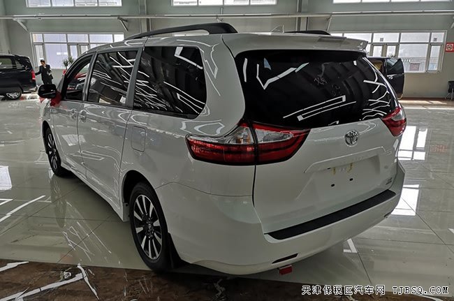 19款丰田塞纳3.5L四驱标配版 平行进口乐享折扣