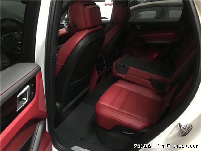 2019款保时捷卡宴3.0T加规版 天津港现车乐享极致