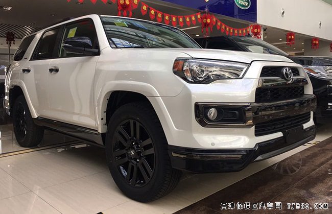 2019款丰田超霸4.0L夜影加规版 JBL/20轮/天窗现车55万