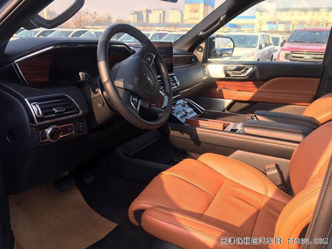 2018款林肯领航员美规版 300A/科技包/座椅包现车115万