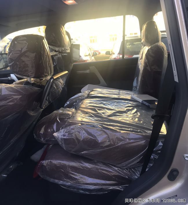 18款丰田酷路泽5700中东版 12气囊/20轮/雷测现车115万