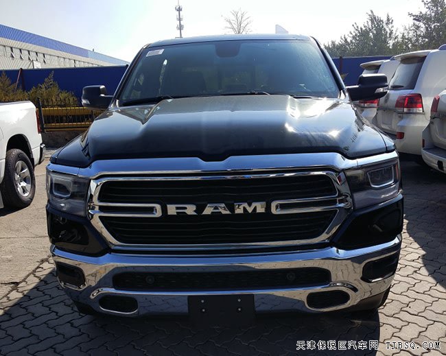 2019款道奇公羊5.7L大角牛 全景天窗/二级包现车41.5万