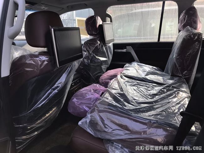 19款丰田酷路泽5700中东版 12气囊/雷测/天窗现车114万