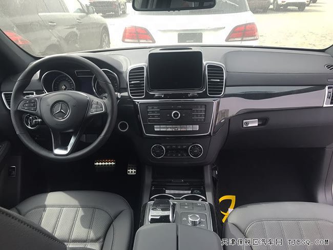 2019款奔驰GLE400墨西哥版 20AMG轮/天窗/哈曼现车70万