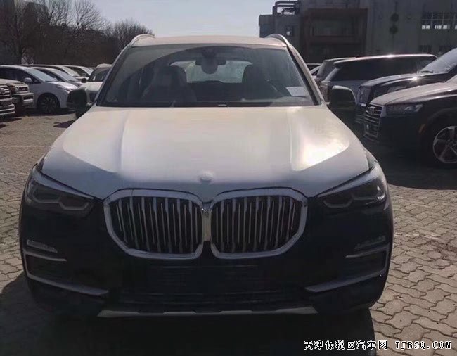 平行进口19款宝马X5中东版 19轮/全景/4区空调现车75万