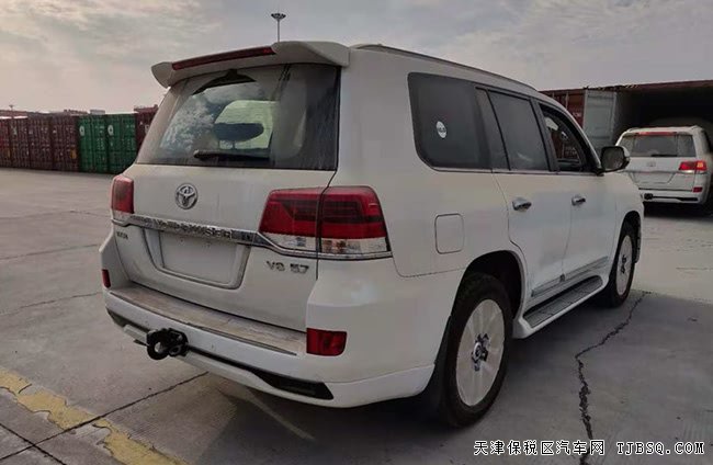 18款丰田酷路泽5700中东版 12气囊/20轮/雷测现车111万