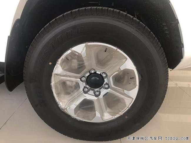 18款丰田超霸4.0L加规版 7座真皮/17铝轮/天窗现车45万