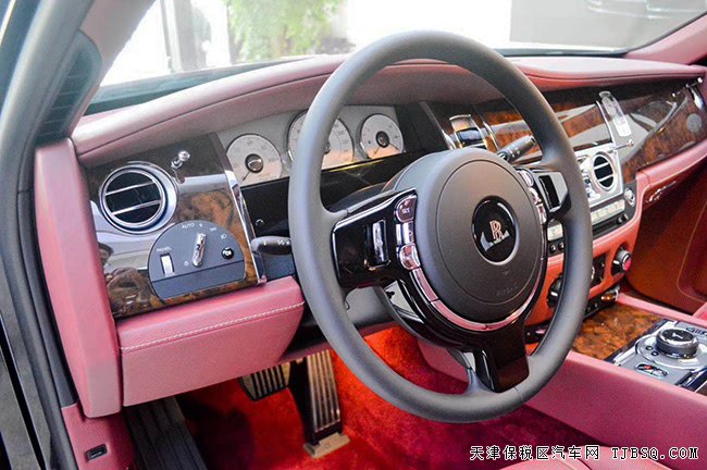 19款劳斯莱斯古思特6.6T加长版 19轮/全景天窗现车545万