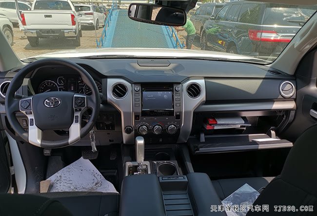 平行进口车19款丰田坦途5.7L加规版 SR5 TRD版现车43万
