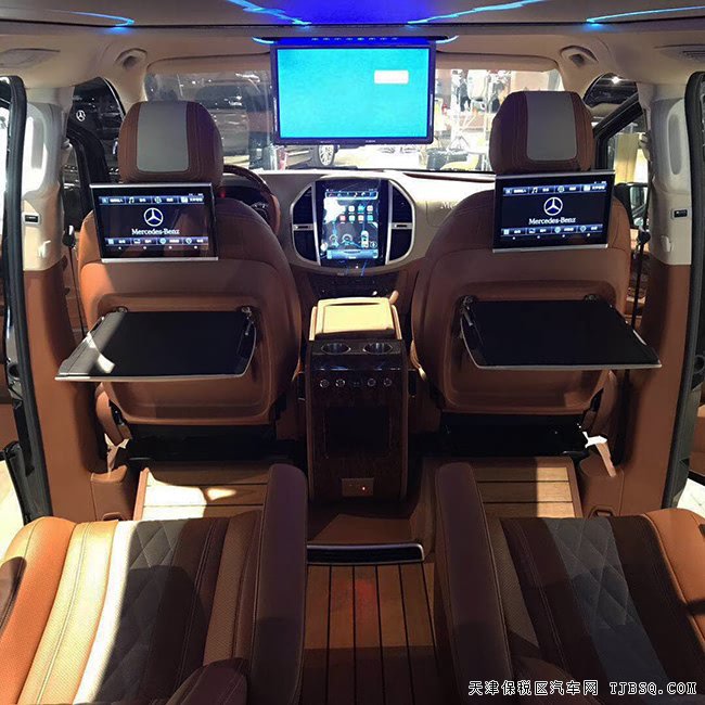 18款奔驰METRIS美规版 航空座椅/后娱/吸顶DVD现车58万