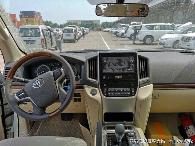 2018款丰田酷路泽4600中东版 KSDD/后挂/天窗现车79.5万