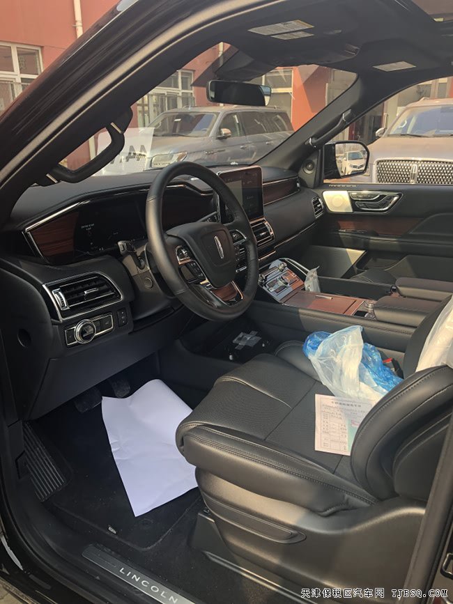 2018款林肯领航员加规版 300A包/科技包/后娱现车110万