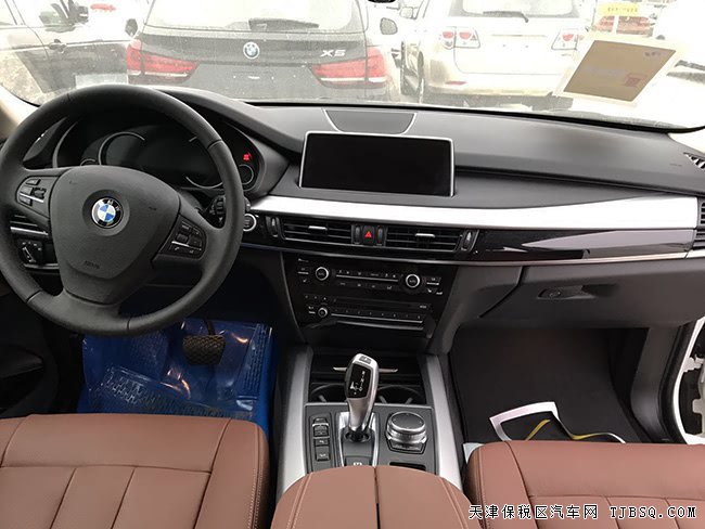 平行进口车18款宝马X5中东版 19轮/全景天窗现车64.5万
