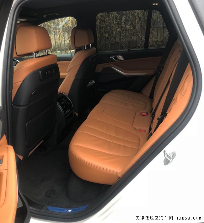 2019款宝马X5M加规版 全景/大豪华包/M包预订82万月底交