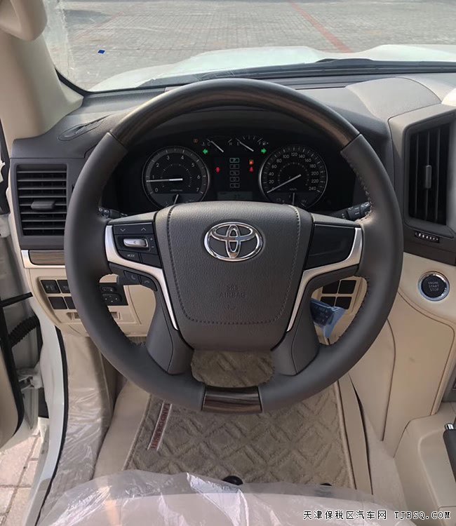 19款丰田酷路泽4000中东版 后挂/8气囊/天窗现车67.5万