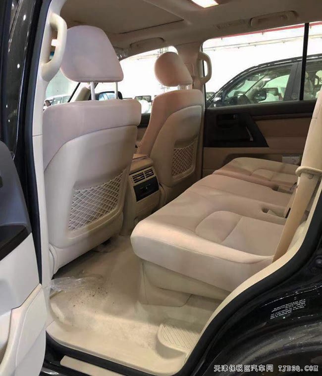 19款丰田酷路泽4000中东版 18轮/天窗/遥启现车67.2万起