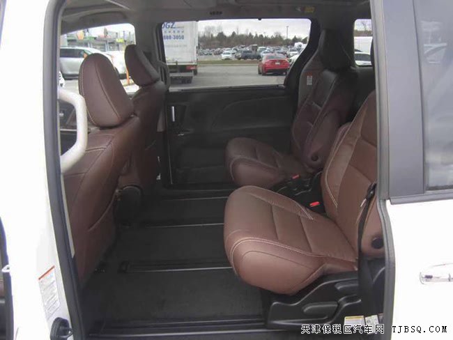 19款丰田塞纳3.5L四驱顶配版 雷测/双天窗/环影现车59万