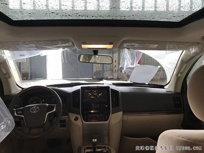 2019款丰田酷路泽4600中东版 4.6L V8现车优惠购