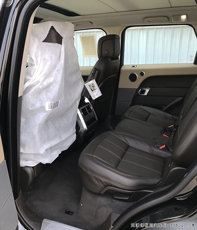 2018款路虎揽胜运动汽油版 20轮/矩阵大灯/全景现车87万