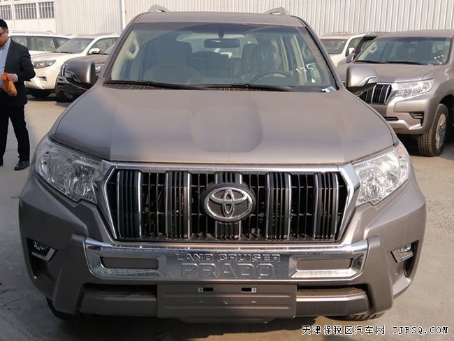 2018款丰田霸道4000中东版 18轮/天窗/遥启现车56万优享