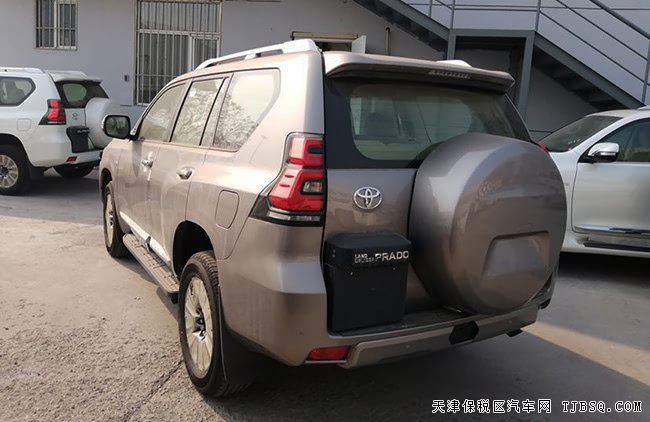 2018款丰田霸道4000中东版 18轮/天窗/遥启现车56万优享