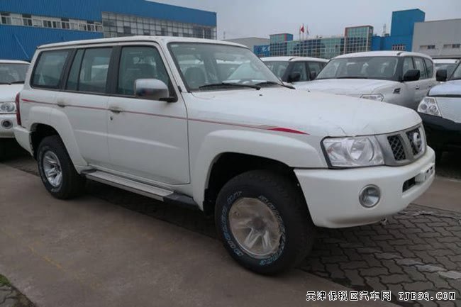 18款日产尼桑途乐Y61中东版 16轮/7座/后差速锁现车61万