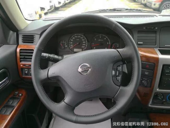 18款日产尼桑途乐Y61中东版 16轮/7座/后差速锁现车61万