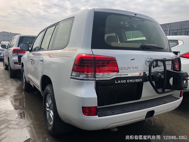 2019款丰田酷路泽4000中东版 8气囊/天窗/后挂现车68万