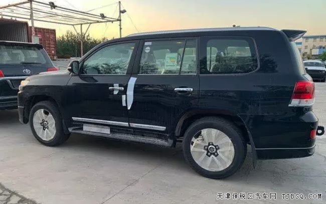 2019款丰田兰德酷路泽4000中东版 现车优惠起航