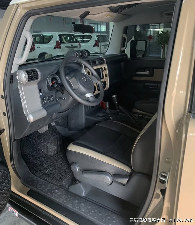 2019款丰田FJ酷路泽4.0L中东版 平行进口尽享极致