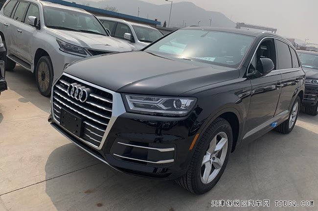 2019款奥迪Q7加规版 7座/19轮/全景天窗现车63.5万优享