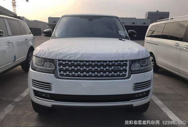 2017款路虎揽胜柴油创世加长版 3.0T现车超值热卖136万