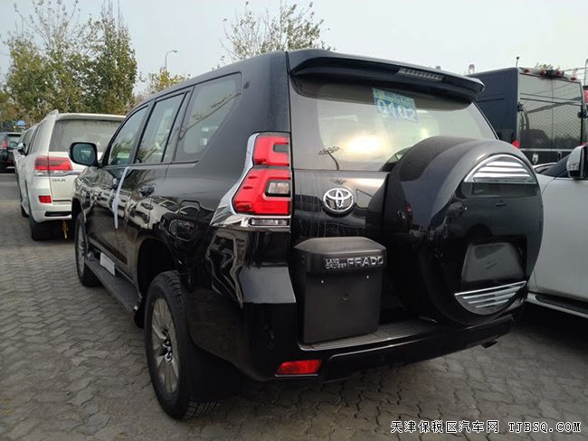 2019款丰田普拉多3000中东版 18轮/天窗/后挂现车59.8万