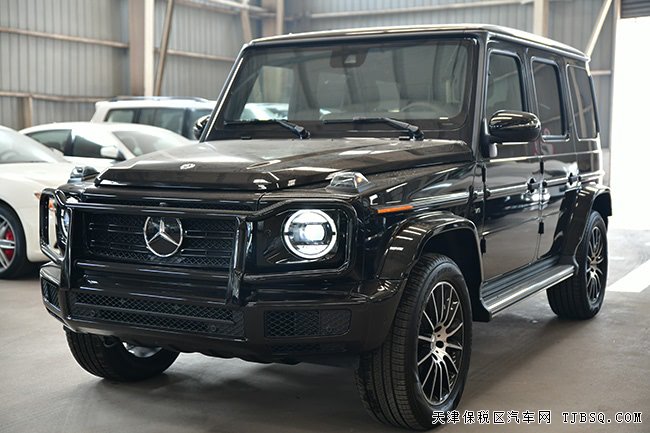 2019款奔驰G550加规版 金属漆/20轮/柏林之声现车218万