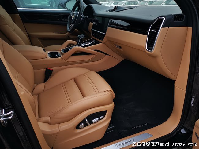 2019款保时捷卡宴3.0T加规版 天津港现车乐享经典