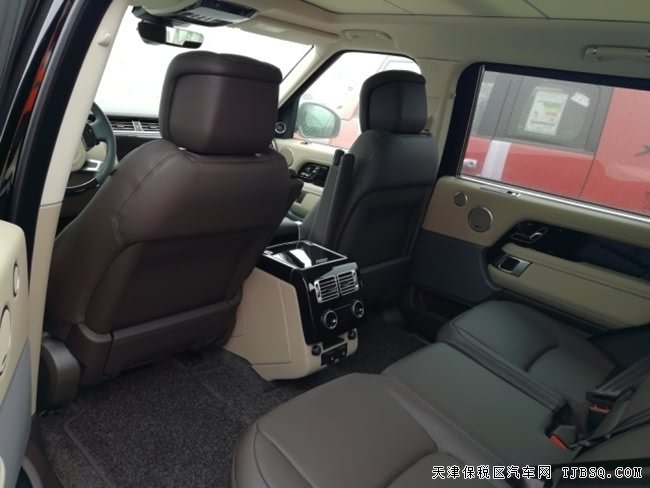 19款路虎揽胜柴油Vogue加长版 20轮/驾辅/全景现车125万