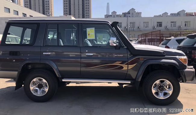 19款丰田酷路泽LC76中东版 绞盘/涉水喉现车61.8万优选