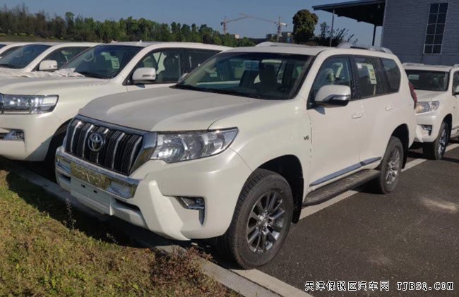 2019款丰田普拉多4000中东版 18轮/天窗/后挂现车56.5万