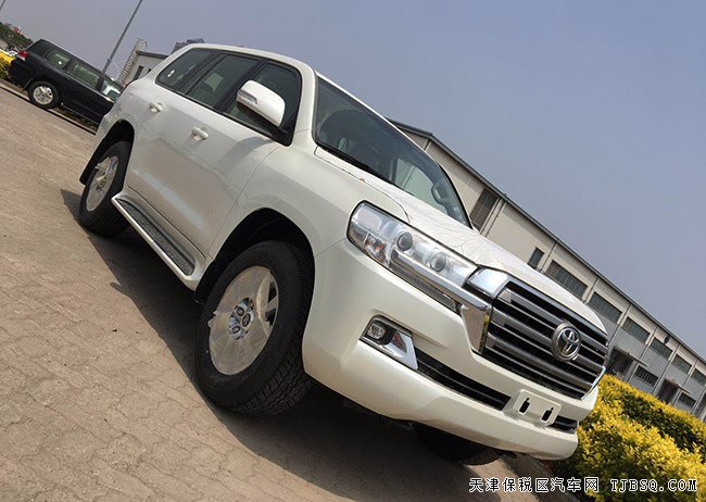 2019款丰田酷路泽4600中东版 8气囊/天窗/18轮现车85万