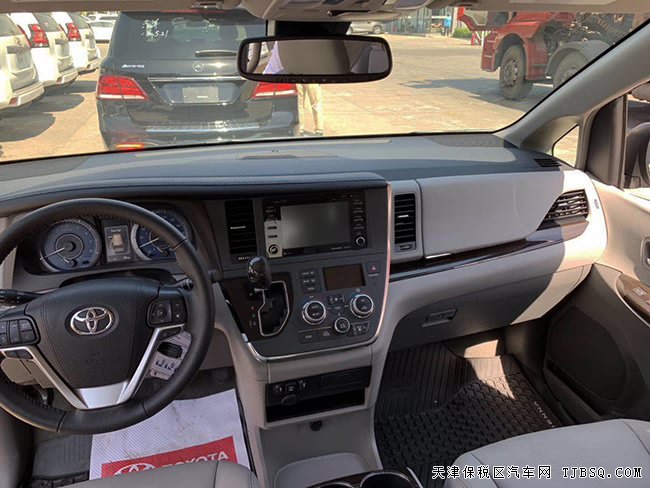 2019款丰田塞纳3.5L四驱XLE版 真皮/天窗/雷测现车53万