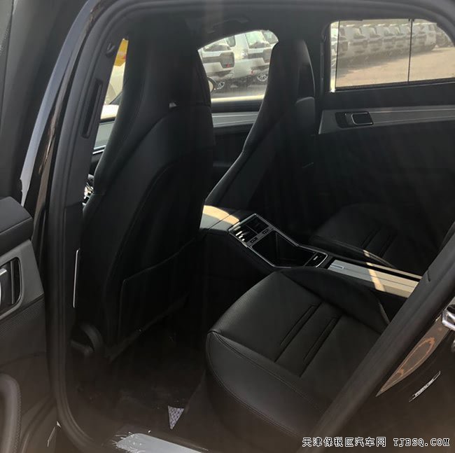 18款保时捷Panamera4S墨西哥版 21轮/4座/全景现车122万