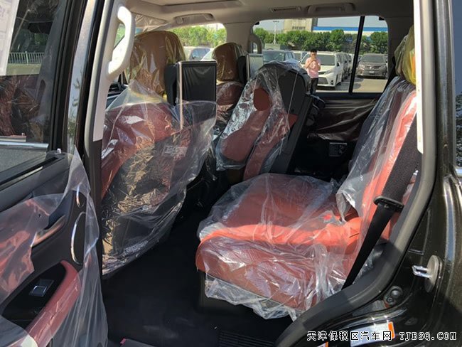 2019款雷克萨斯LX570加规版 21轮/雷测/金属漆现车139万