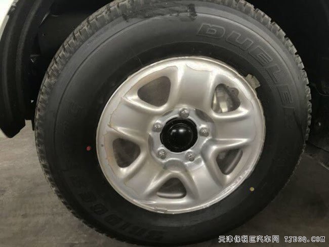 19款丰田兰德酷路泽4000中东版 丐版现车61万优惠酬宾