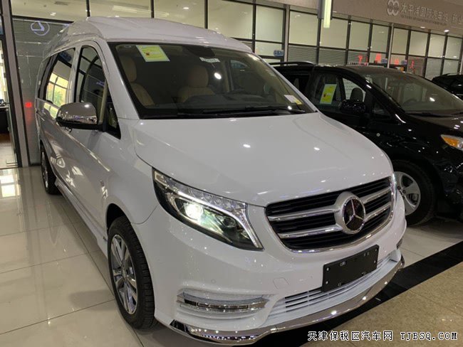 19款奔驰METRIS美规版 吸顶DVD/冰箱/按摩座椅现车53万