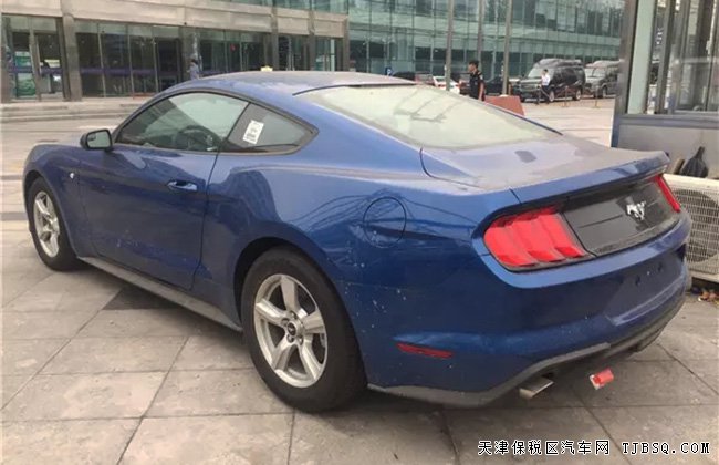 平行进口车福特野马2.3T加规版 19款标配现车28.8万尽享