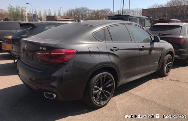 2018款宝马X6M加规版 大豪华包/M运动包现车75万优惠购