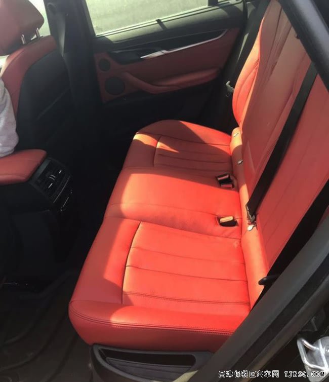 2018款宝马X6M加规版 大豪华包/M运动包现车75万优惠购