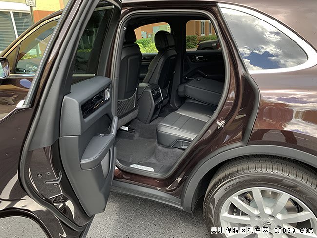 19款保时捷卡宴3.0T美规版 19轮/LED大灯/全景现车82万