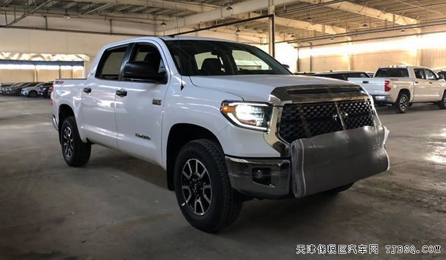 2019款丰田坦途5.7L加规版 18越野轮/天窗现车43万优购