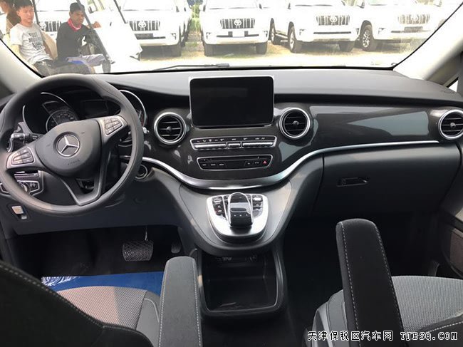 2019款奔驰V250墨西哥版 17轮/双电动门/行李架现车46万